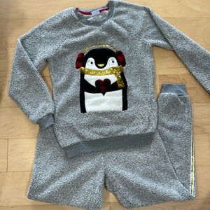 Secret Treasures sequined holiday penguin lounge set - size M